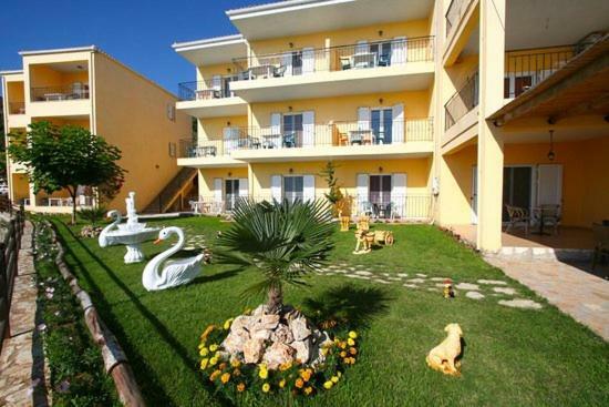 Alexios Apartments Perdika  Exterior photo